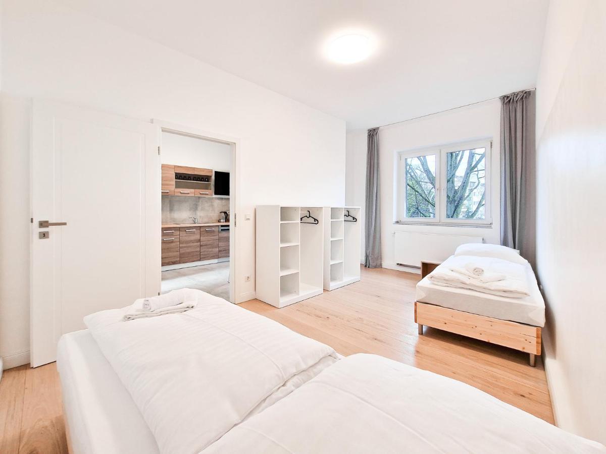 Raj Living - With 1 Or 2 - 15 Min To Messe Dus And Old Town Dus Düsseldorf